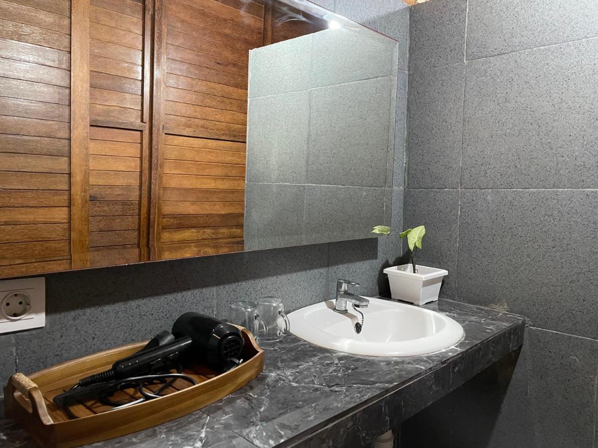 Mangrove Beach Hut Lembongan Eksteriør bilde